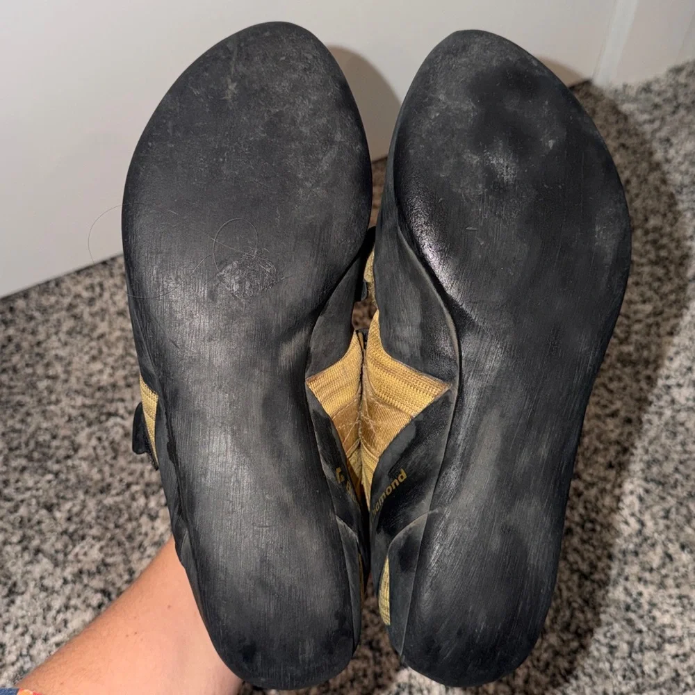 Black Diamond Rock Climbing Shoes Gold Women’s Size 10